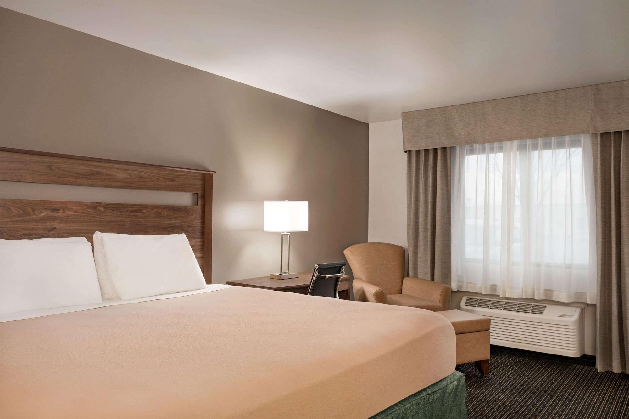 Baymont By Wyndham Hotel Buffalo